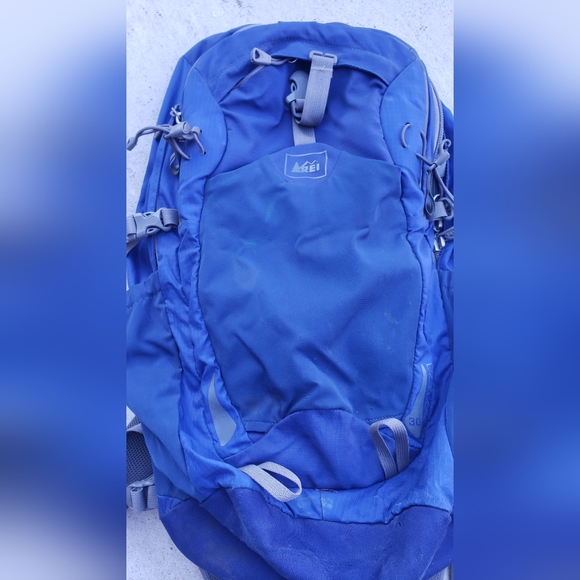 REI Bags Rei Venturi 3 Hiking Daypack Backpack Poshmark
